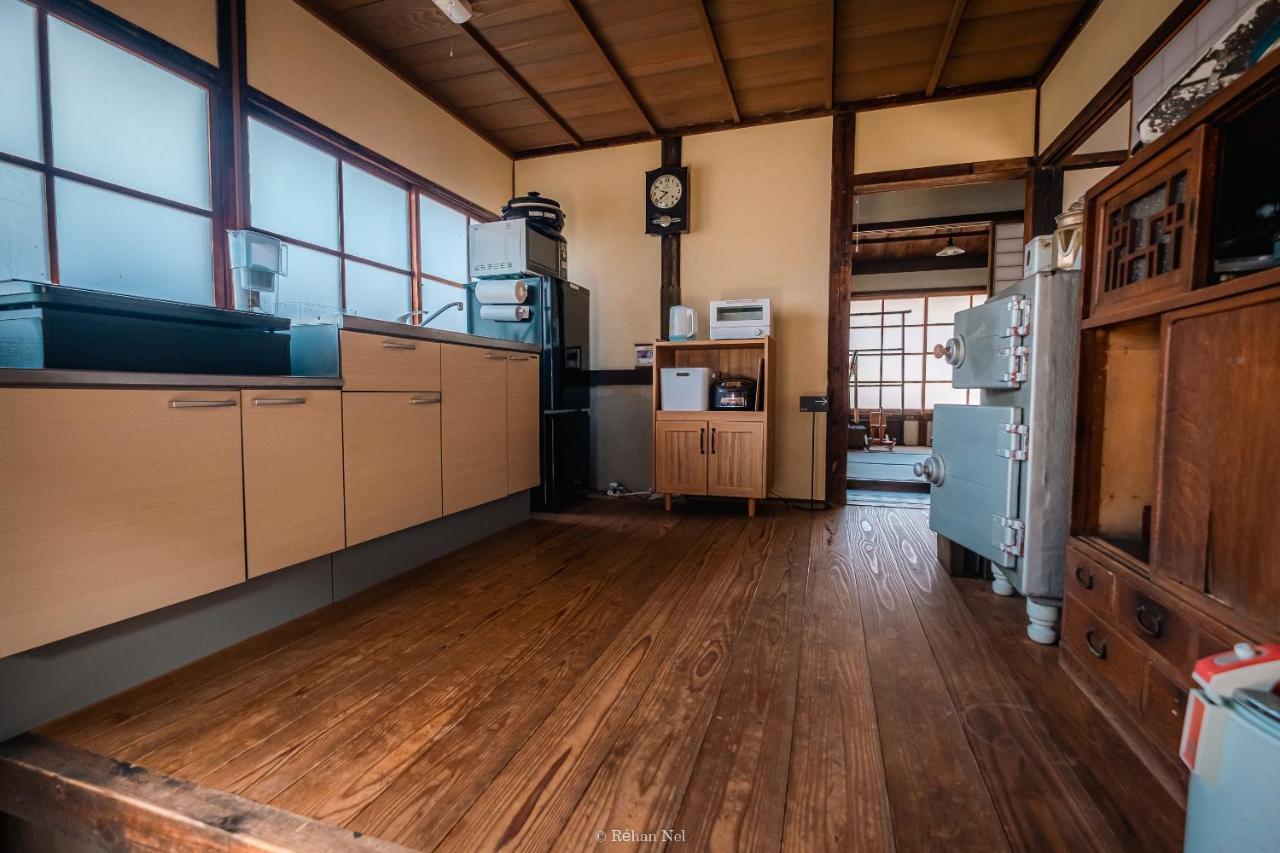 Вилла Japan'S Oldest Remaining Company Housing Asago Экстерьер фото